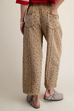 Izzy Pant