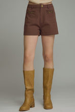 Chestnut Short